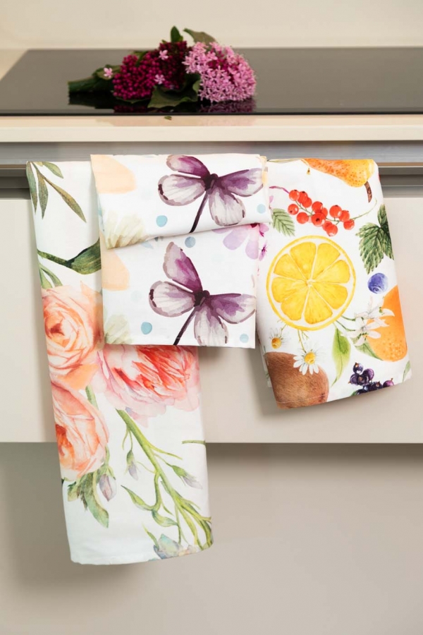 Set strofinacci in panama...