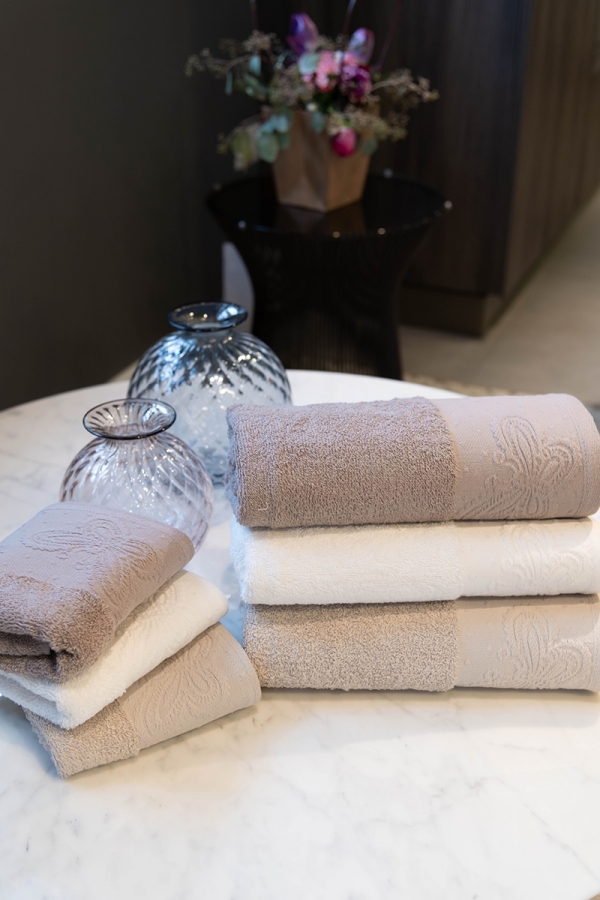 Completo spugna 3+3 Roberta